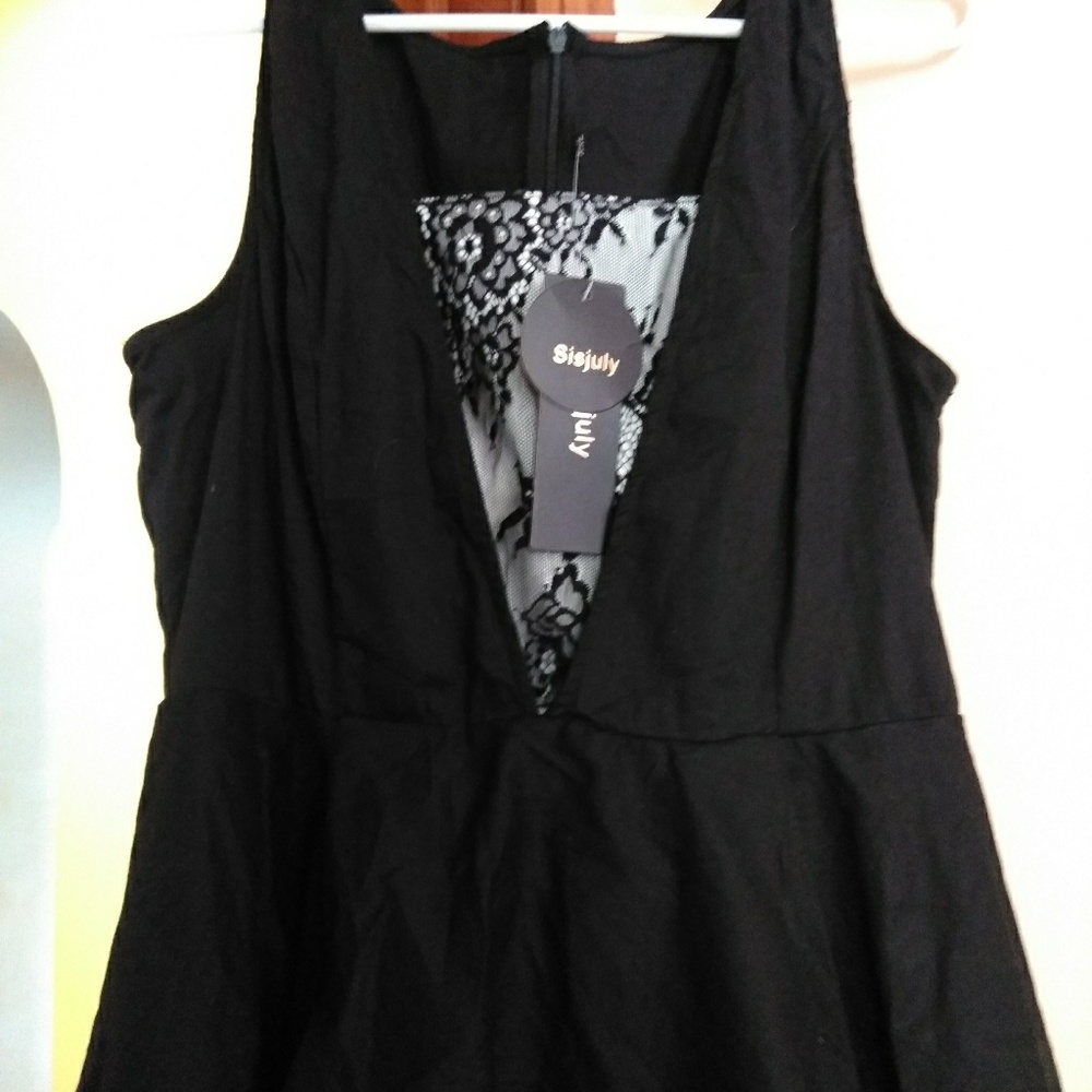 NWT Black and White midi dress